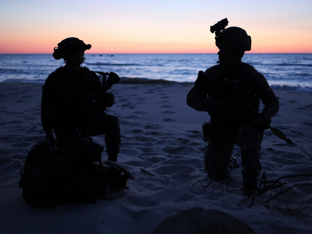 Royal Marine Commandos silhouettes at sunset | Photo Print | Framed Print | Military | Commando | Wall Art | Home Decor | Photography Hampshire Prints