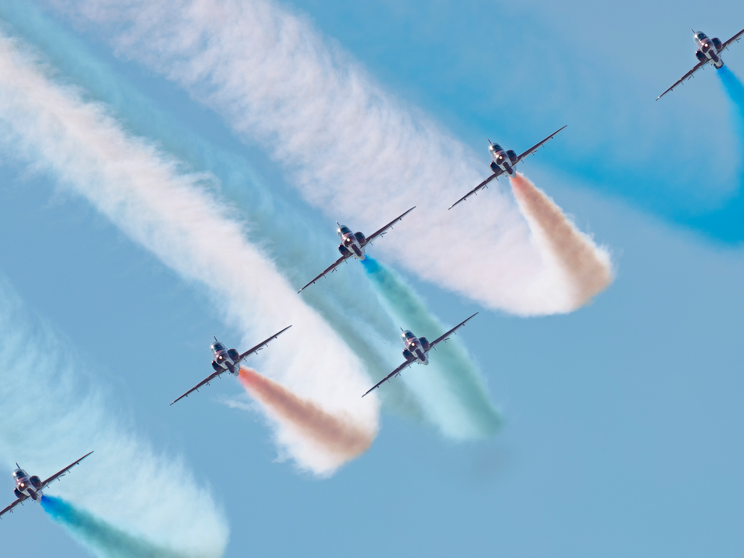 RAF Red Arrows in formation | Photo Print | Military | Aircraft | Royal Air Force | Wall Art | Decor | Print | Jets | Aviation | Photography Hampshire Prints 6 x 4 No Frame No