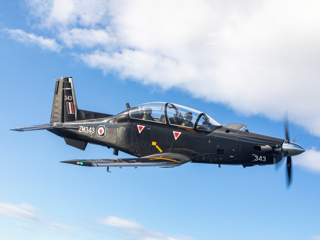 RAF Texan Aircraft in flight | Photo Print | Framed Print | Military | Aircraft | Royal Air Force | Wall Art | Home Decor | Aviation | Photography Hampshire Prints 6 x 4 No Frame No