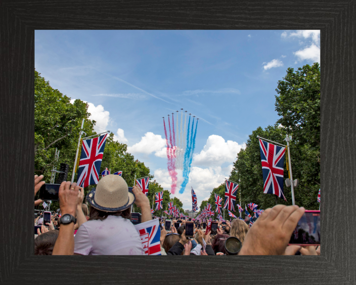 RAF Red Arrows Over the Mall London | Photo Print | Military | Aircraft | Royal Air Force | Wall Art | Home Decor | Print | Jets | Aviation Hampshire Prints 10 x 8 Black Frame No