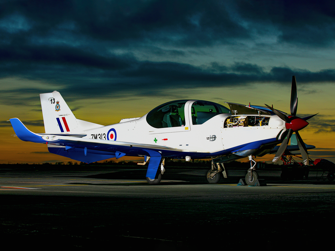 RAF Grob Prefect at sunset | Photo Print | Framed Print | Military | Aircraft | Royal Air Force | Wall Art | Home Decor | Aviation | Photography Hampshire Prints 6 x 4 No Frame No