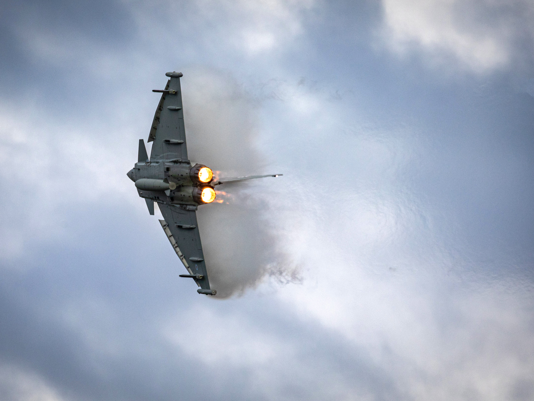 RAF Typhoon in flight | Photo Print | Framed Print | Military | Aircraft | Royal Air Force | Wall Art | Home Decor | Aviation | Photography Hampshire Prints 6 x 4 No Frame No