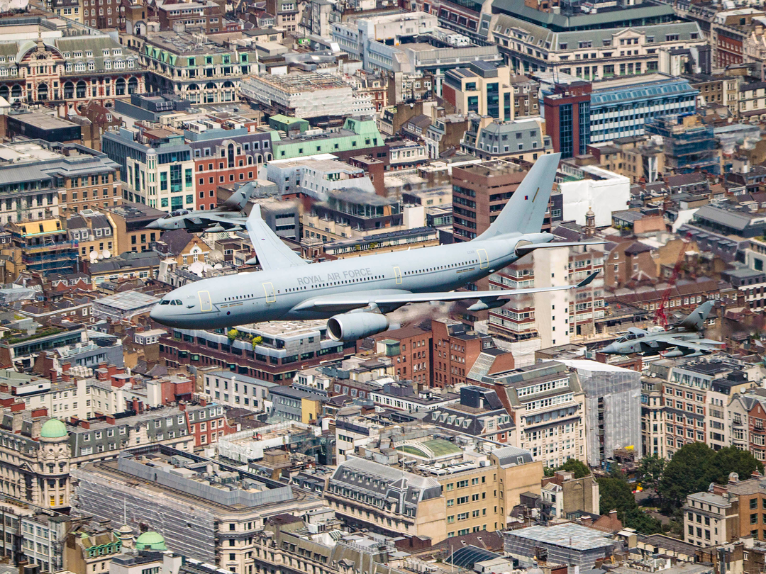 RAF Voyager and Tornado GR4’s over London | Photo Print | Framed Print | Military | Aircraft | Royal Air Force | Wall Art | Home Decor | Aviation | Photography Hampshire Prints 6 x 4 No Frame No
