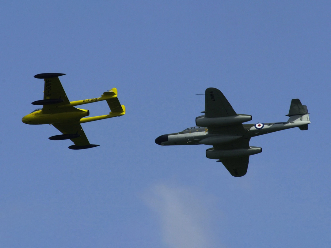 RAF de Havilland DH112 Venom and Gloster Meteor | Photo Print | Framed Print | Military | Aircraft | Royal Air Force | Wall Art | Home Decor | Aviation | Photography Hampshire Prints 6 x 4 No Frame No
