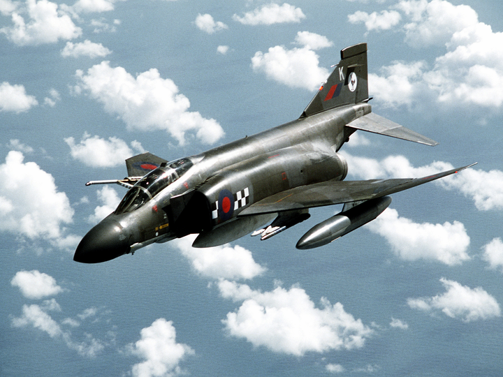 RAF RF-4 Phantom II Aircraft in flight | Photo Print | Framed Print | Military | Aircraft | Royal Air Force | Wall Art | Home Decor | Aviation | Photography Hampshire Prints 6 x 4 No Frame No