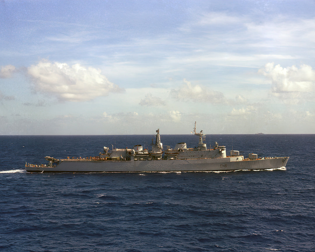 HMS London D16 Royal Navy County class destroyer Photo Print or Framed Print - Hampshire Prints