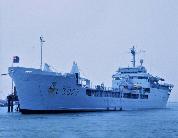 RFA Sir Geraint L3027 | Photo Print | Framed Print | Round Table Class | Royal Fleet Auxiliary Hampshire Prints