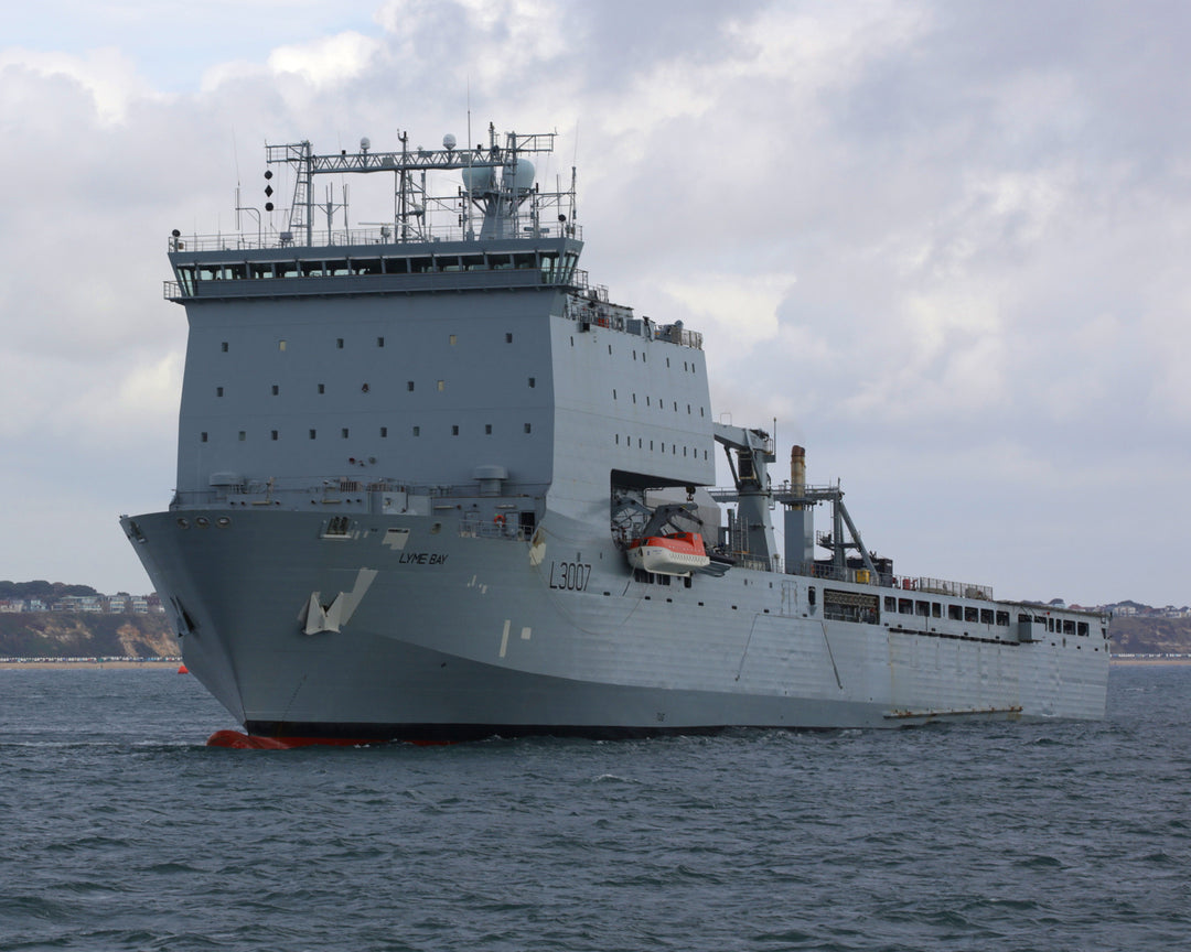 RFA Lyme Bay L3007 | Photo Print | Framed Print | Bay Class | Auxiliary Dock | Royal Fleet Auxiliary Hampshire Prints