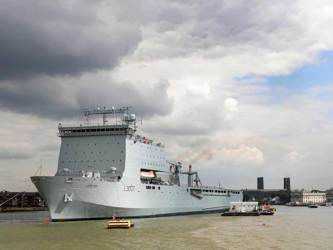 RFA Lyme Bay L3007 | Photo Print | Framed Print | Bay Class | Auxiliary Dock | Royal Fleet Auxiliary Hampshire Prints