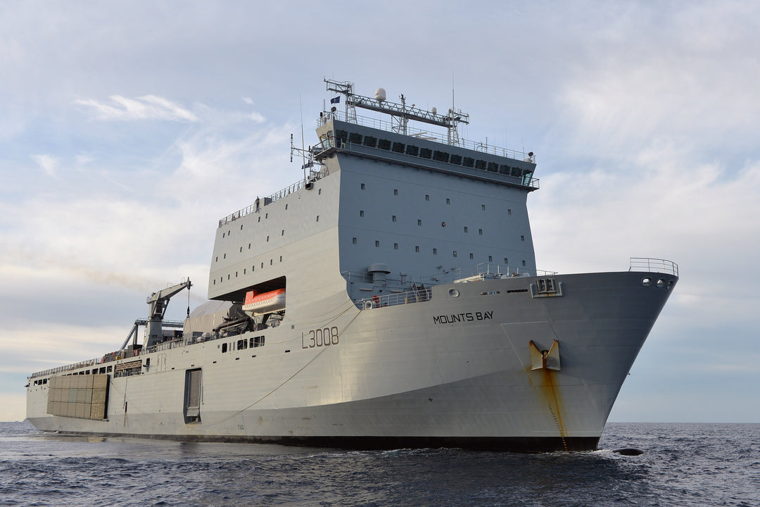 RFA Mounts Bay L3008 | Photo Print | Framed Print | Bay Class | Auxiliary Dock | Royal Fleet Auxiliary Hampshire Prints