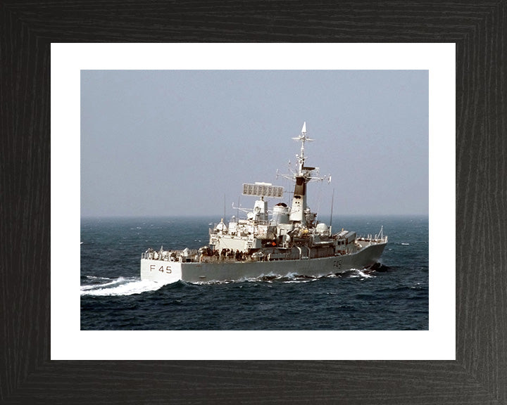 HMS Minerva F45 | Photo Print | Framed Print | Leander Class | Frigate | Royal Navy Hampshire Prints