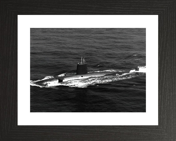 HMS Valiant S102 Royal Navy Valiant class Submarine Photo Print or Framed Print - Hampshire Prints