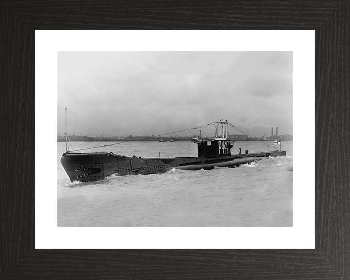 HMS Astute P447 Royal Navy Amphion class Submarine Photo Print or Framed Print - Hampshire Prints