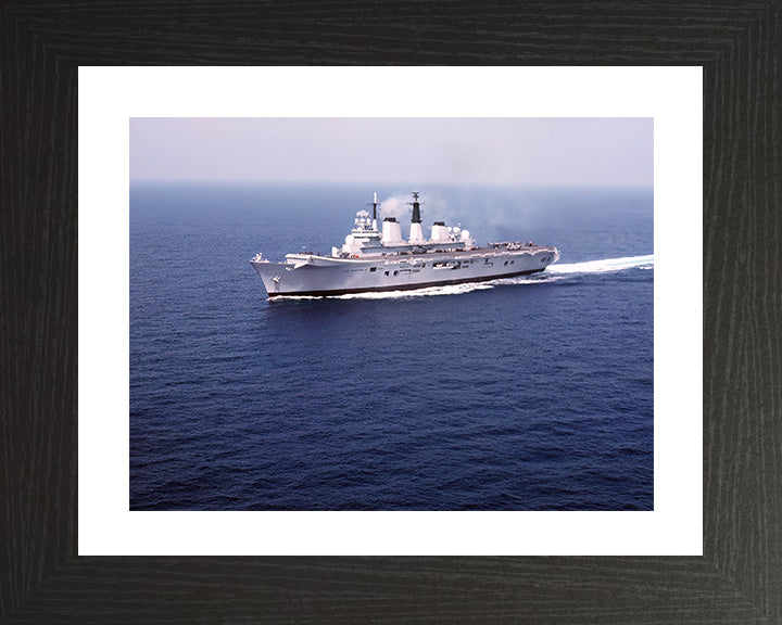HMS Invincible R05 | Photo Print | Framed Print | Invincible Class | Aircraft Carrier | Royal Navy Hampshire Prints
