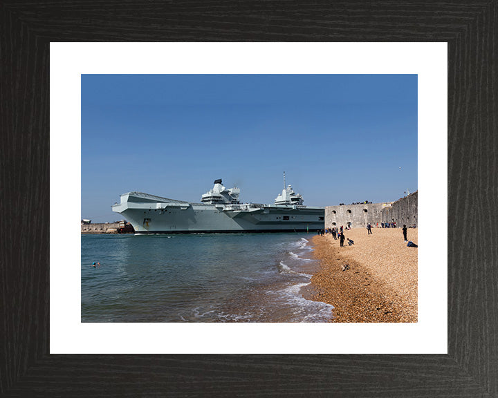 HMS Queen Elizabeth R08 | Photo Print | Framed Print | Queen Elizabeth Class | Aircraft Carrier | Royal Navy Hampshire Prints