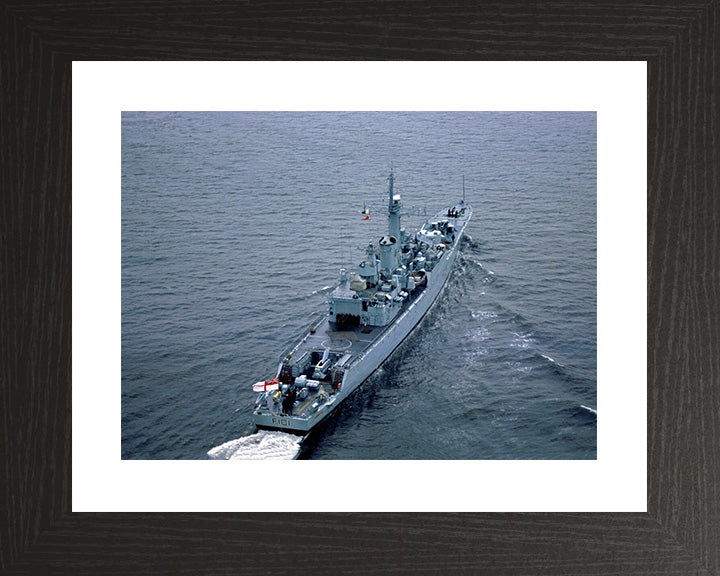 HMS Yarmouth F101 Royal Navy Rothesay Class frigate Photo Print or Framed Print - Hampshire Prints