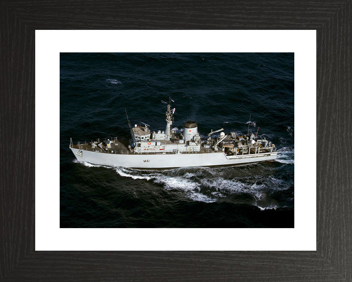 HMS Quorn M41 | Photo Print | Framed Print | Hunt Class | Mine Warfare Vessel | Royal Navy Hampshire Prints