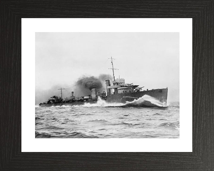 HMS Vimiera (1917) | Photo Print | Framed Print | Poster | V Class | Destroyer | Royal Navy Hampshire Prints