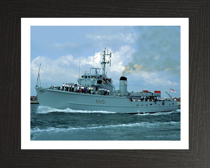 HMS Iveston M1151 Royal Navy Ton Class Minesweeper Photo Print or Framed Print - Hampshire Prints