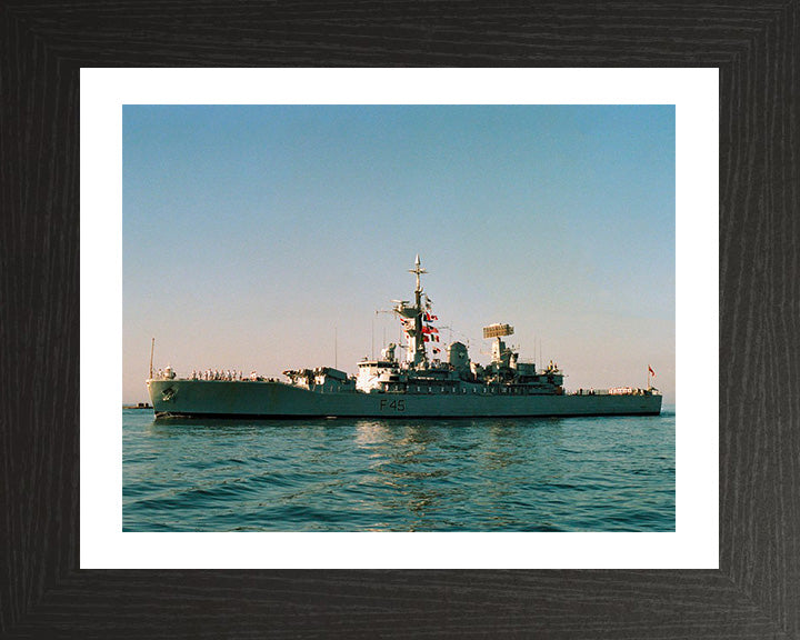 HMS Minerva F45 | Photo Print | Framed Print | Leander Class | Frigate | Royal Navy Hampshire Prints