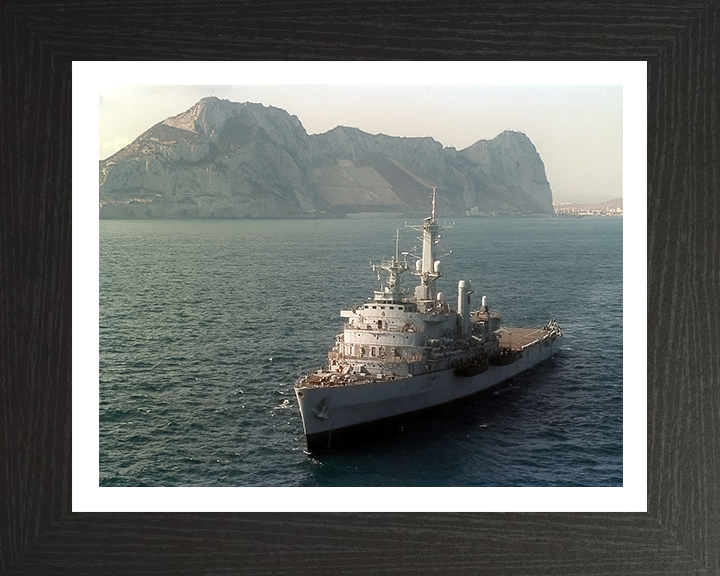 HMS Fearless L10 Royal Navy Fearless class amphibious ship Photo Print or Framed Print - Hampshire Prints