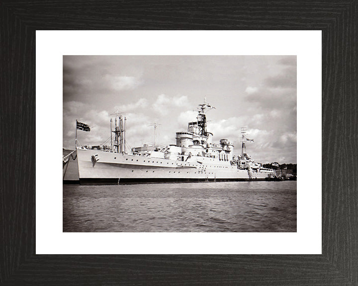 HMS Sheffield C24 | Photo Print | Framed Print | Town Class | Light Cruiser | Royal Navy Hampshire Prints