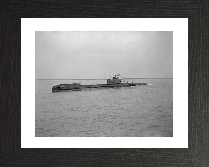 HMS Trump P333 Royal Navy T class Submarine Photo Print or Framed Print - Hampshire Prints