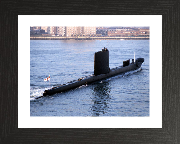 HMS Osiris S13 Submarine | Photo Print | Framed Print | Oberon Class | Royal Navy Hampshire Prints