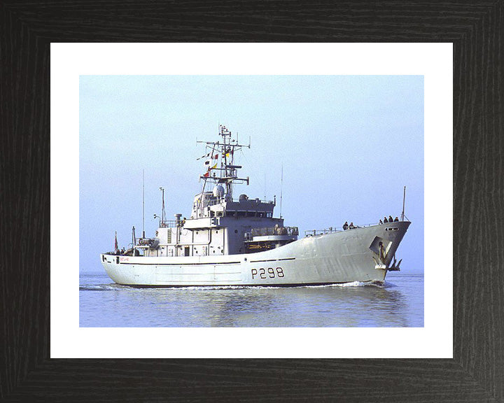 HMS Shetland P298 Royal Navy Island class Patrol Vessel Photo Print or Framed Photo Print - Hampshire Prints