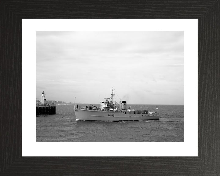 HMS Wolverton M1193 Royal Navy Ton Class Minesweeper Photo Print or Framed Print - Hampshire Prints