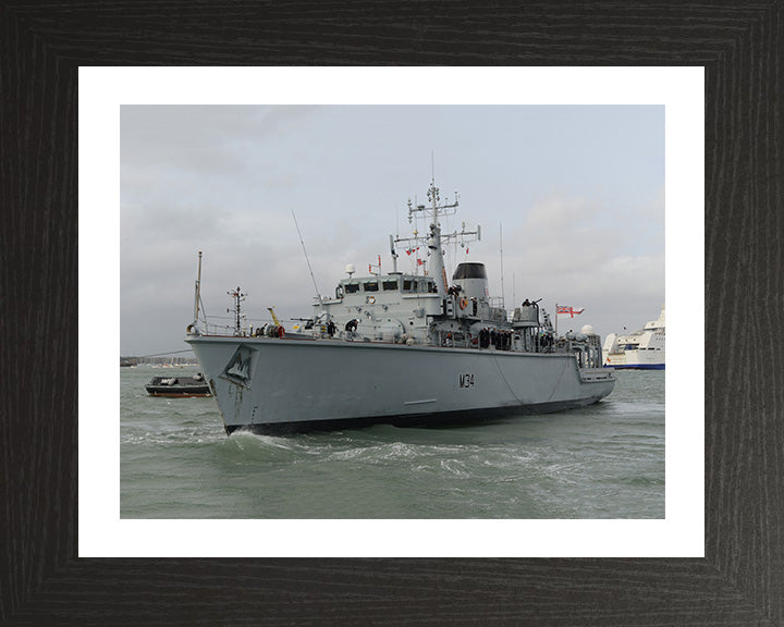 HMS Middleton M34 Royal Navy Hunt class mine countermeasures vessel Photo Print or Framed Photo Print - Hampshire Prints