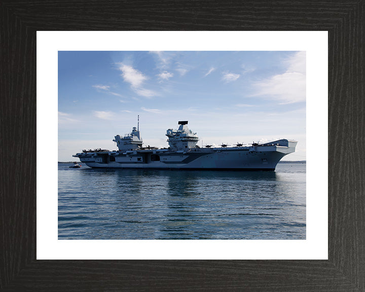 HMS Queen Elizabeth R08 | Photo Print | Framed Print | Queen Elizabeth Class | Aircraft Carrier | Royal Navy Hampshire Prints