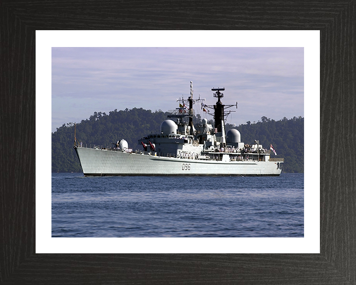 HMS Gloucester D96 Royal Navy Type 42 destroyer Photo Print or Framed Print - Hampshire Prints