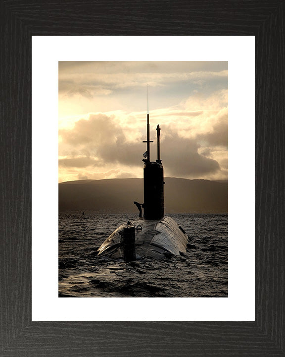 HMS Sceptre S104 Royal Navy Swiftsure class Submarine Photo Print or Framed Print - Hampshire Prints