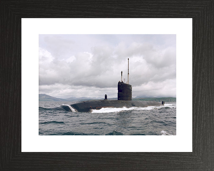 HMS Sceptre S104 Royal Navy Swiftsure class Submarine Photo Print or Framed Print - Hampshire Prints