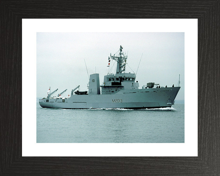 HMS Spey M2013 | Photo Print | Framed Print | River Class | Minesweeper | Royal Navy Hampshire Prints
