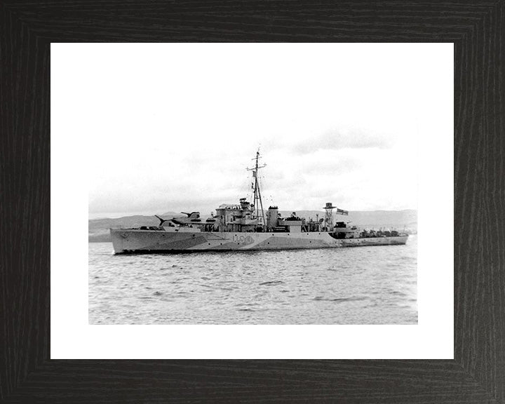 HMS Woodcock U90 | Photo Print | Framed Print | Black Swan Class | Sloop | Royal Navy Hampshire Prints