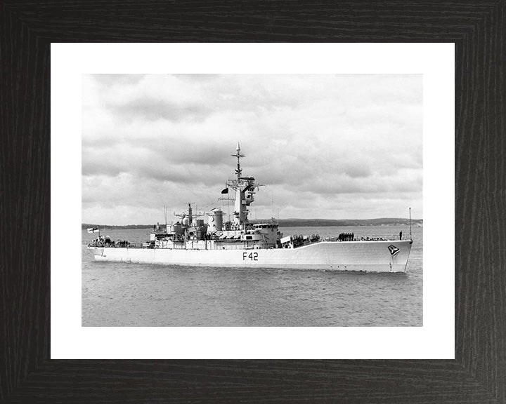 HMS Phoebe F42 | Photo Print | Framed Print | Leander Class | Frigate | Royal Navy Hampshire Prints
