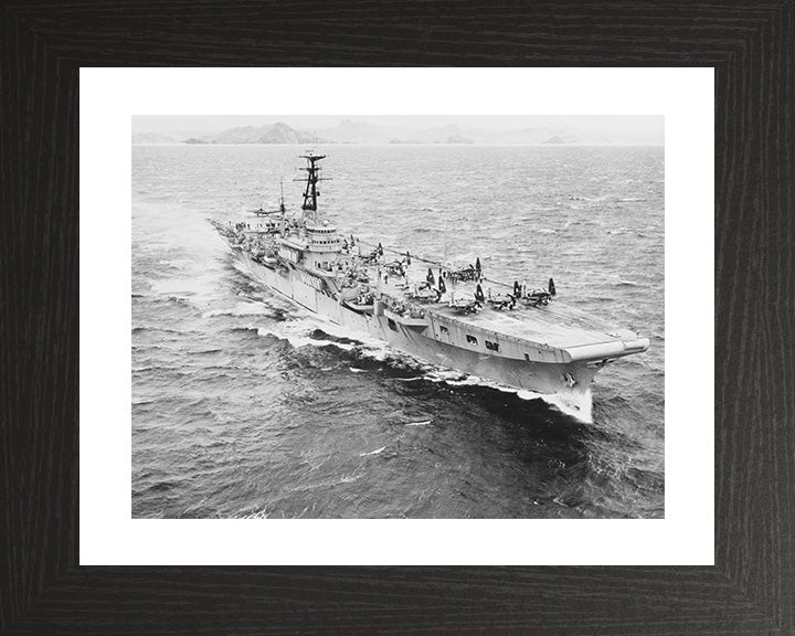 HMS Triumph R16 Royal Navy Colossus class aircraft carrier Photo Print or Framed Print - Hampshire Prints