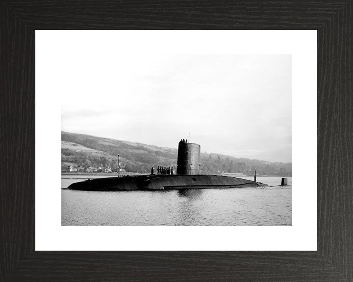 HMS Courageous S50 Royal Navy Valiant class Submarine Photo Print or Framed Print - Hampshire Prints