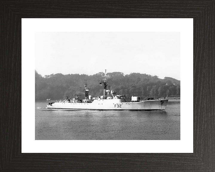 HMS Salisbury F32 Royal Navy Salisbury class Frigate Photo Print or Framed Print - Hampshire Prints