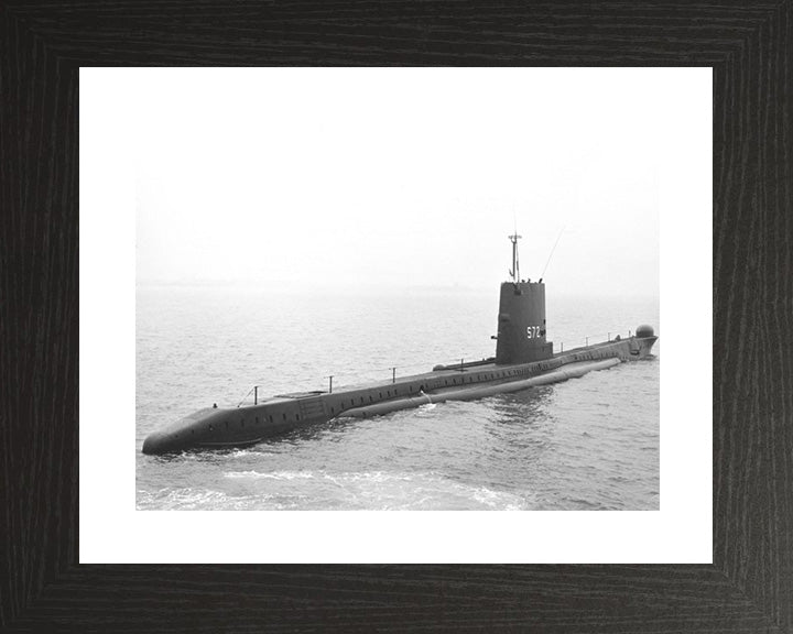 HMS Aeneas P427 (S72) Royal Navy Amphion class Submarine Photo Print or Framed Print - Hampshire Prints