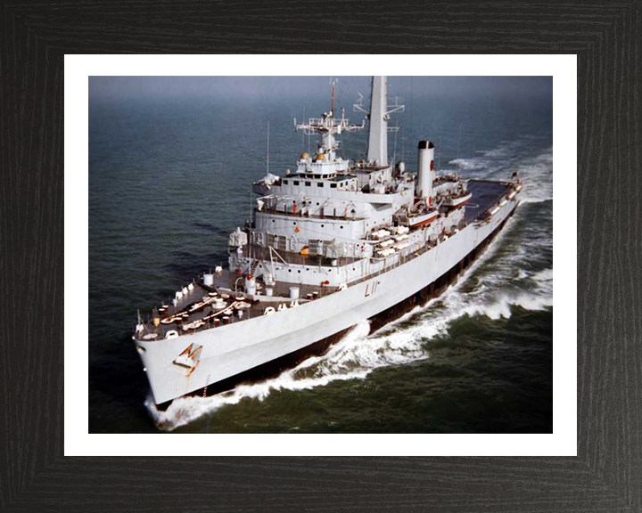 HMS Intrepid L11 Royal Navy Fearless class amphibious ship Photo Print or Framed Print - Hampshire Prints