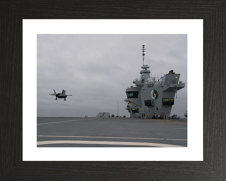 HMS Queen Elizabeth R08 Royal Navy Queen Elizabeth Class Aircraft Carrier Photo Print or Framed Print - Hampshire Prints