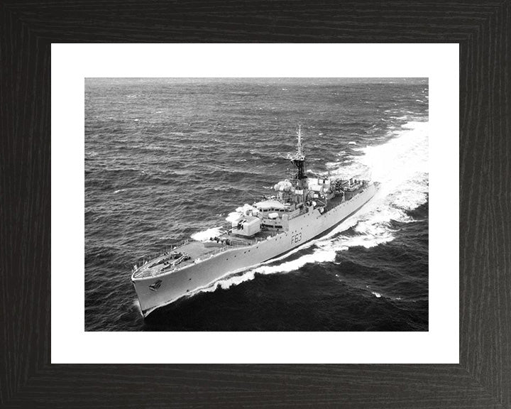 HMS Scarborough F63 Royal Navy Whitby class frigate Photo Print or Framed Print - Hampshire Prints