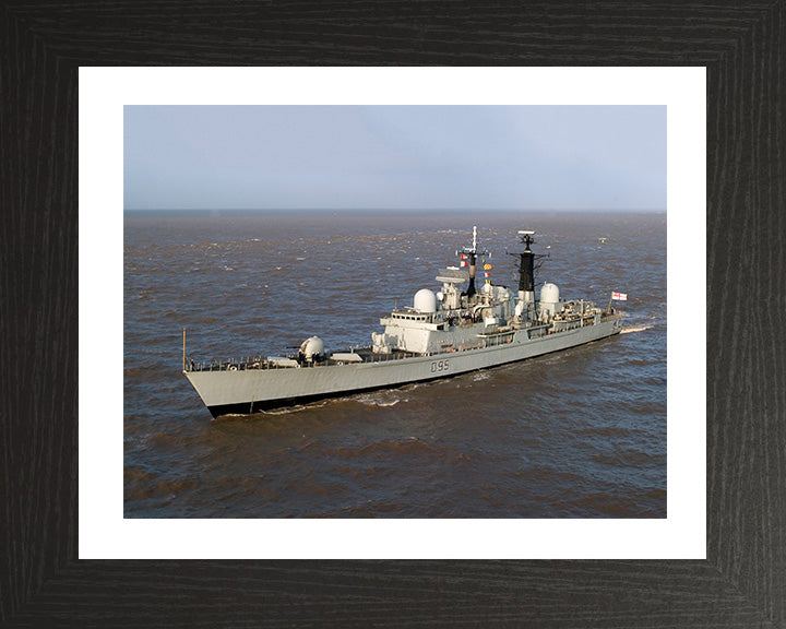 HMS Manchester D95 | Photo Print | Framed Print | Type 42 | Destroyer | Royal Navy Hampshire Prints 10 x 8 Black Frame Yes