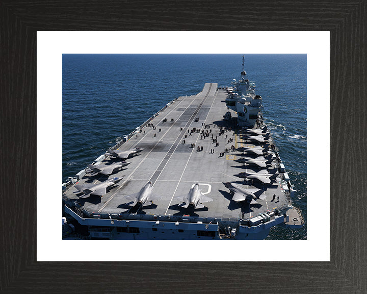 HMS Queen Elizabeth R08 Royal Navy Queen Elizabeth Class aircraft carrier Photo Print or Framed Print - Hampshire Prints