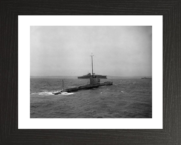 HMS Phoenix N96 Royal Navy Parthian class submarine Photo Print or Framed Print - Hampshire Prints