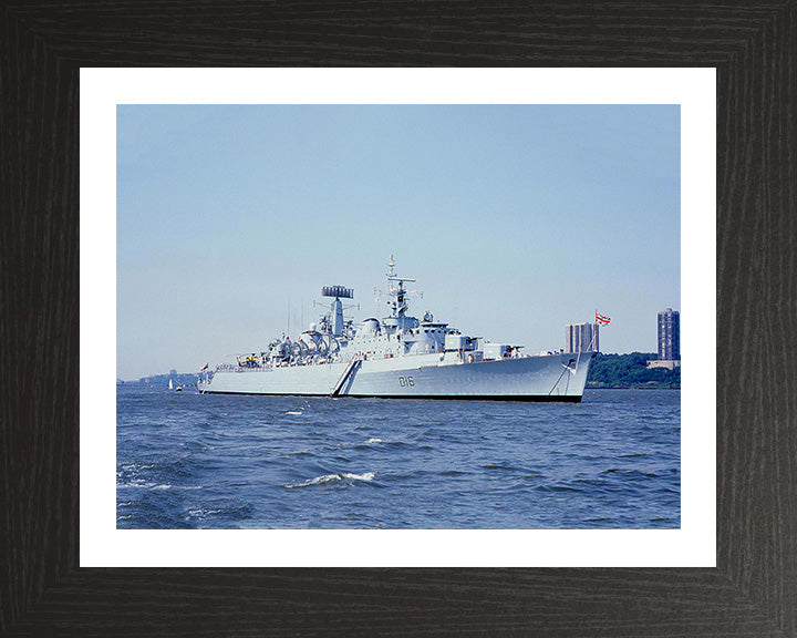 HMS London D16 | Photo Print | Framed Print | County Class | Destroyer | Royal Navy Hampshire Prints