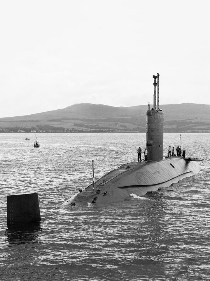 HMS Conqueror S48 Royal Navy Churchill class Submarine Photo Print or Framed Print - Hampshire Prints